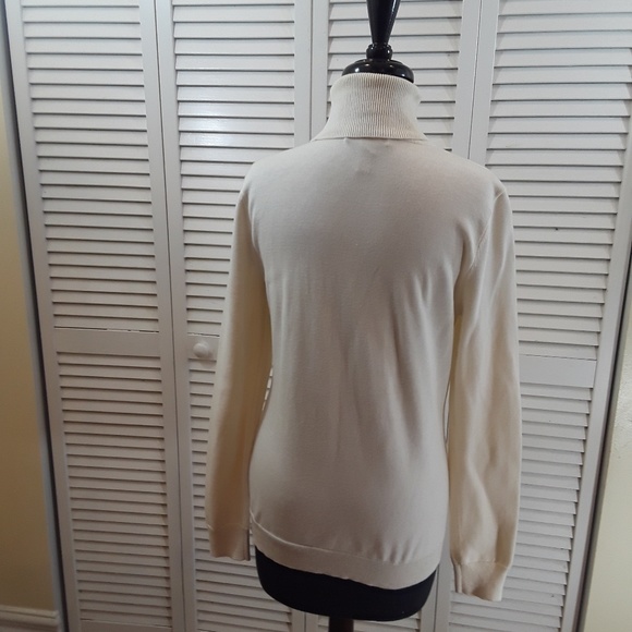 Elliot Lauren Cream Turtleneck NWT - Picture 4 of 7